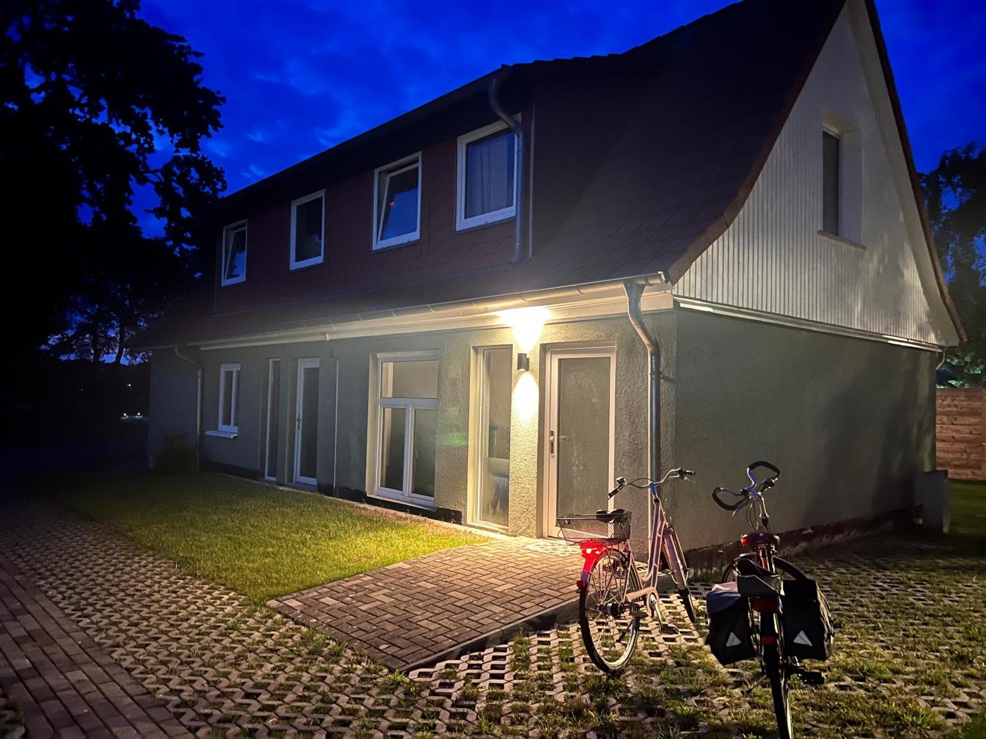 Villa Wiesenau Prerow Buitenkant foto